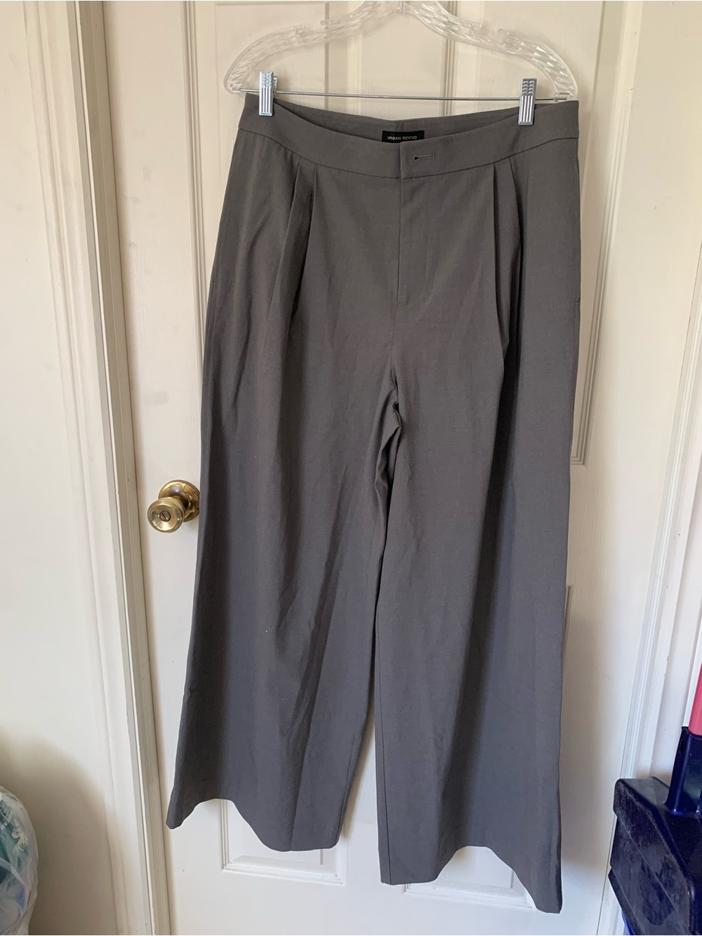 Wide-Leg dress Pants in Gray